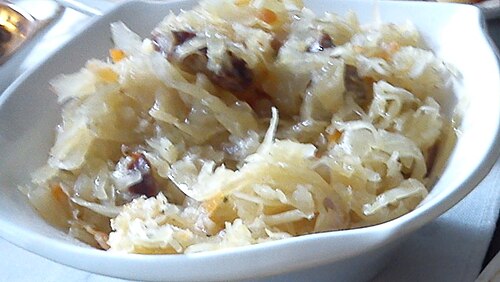 Chou braisé aux lardons et pommes de terre