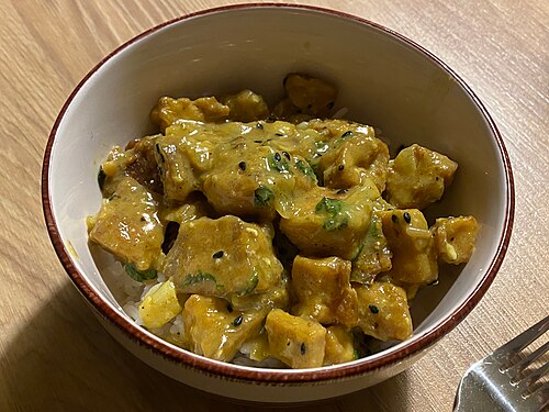 Tofu au lait de coco et épinards