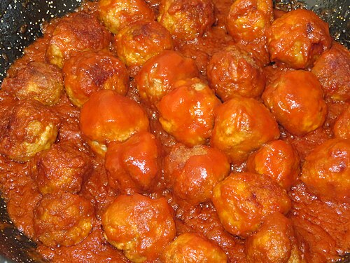Boulettes de bœuf à la tomate et semoule
